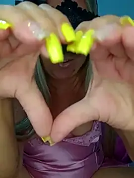 titiasexy online show from November 2025 12:05:01 PM