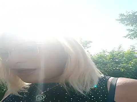 Snapshot of Candy-love87 chatting on October 2025 02:51:02 PM Candy-love87 online show from October 2025 02:51:02 PM