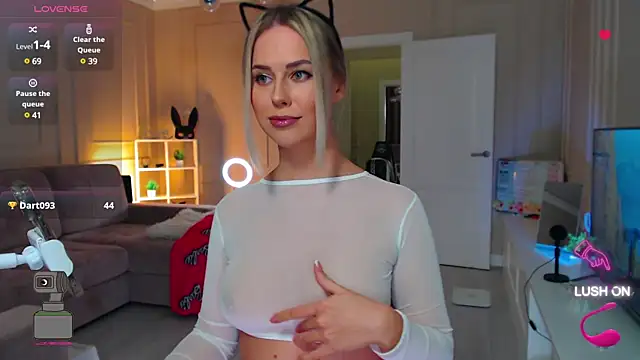 Snapshot of SexyyEvelyn chatting on January 2025 08:07:01 PM SexyyEvelyn online show from January 2025 08:07:01 PM