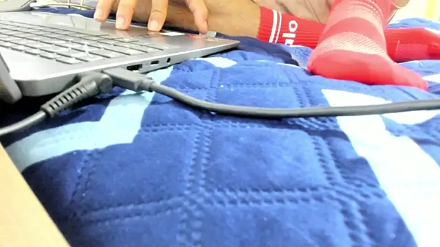 Aronxxs online show from September 2025 11:11:02 AM