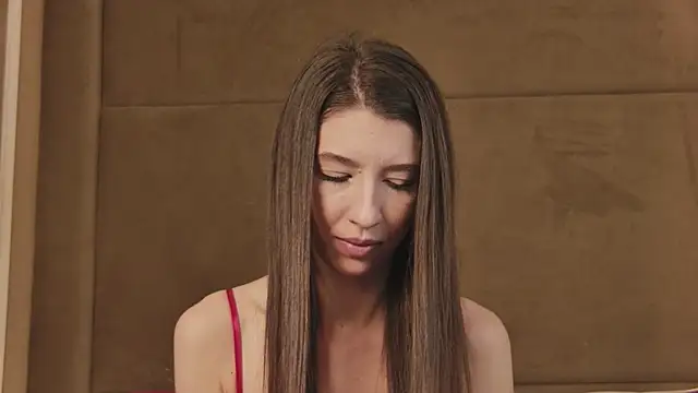 LunaWills  online show from January 2025 05:40:02 AM