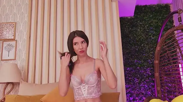 LunaWills  online show from November 2025 05:28:02 AM