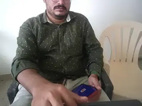 naughtymike0007 online show from November 2025 08:48:02 AM