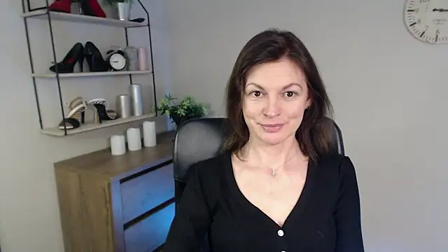 VivianWILD online show from February 2025 10:35:01 AM