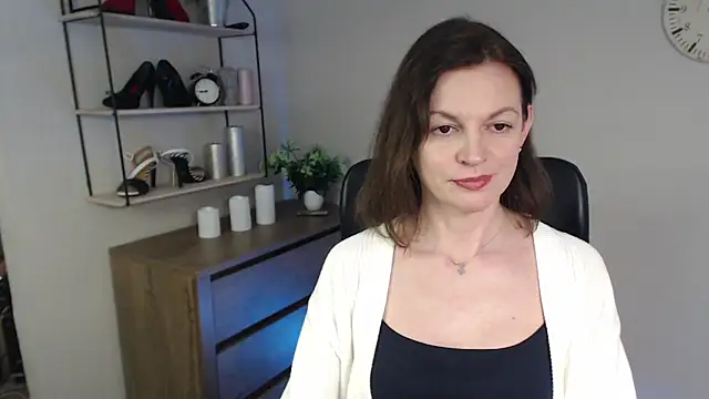 VivianWILD online show from February 2025 02:12:02 PM