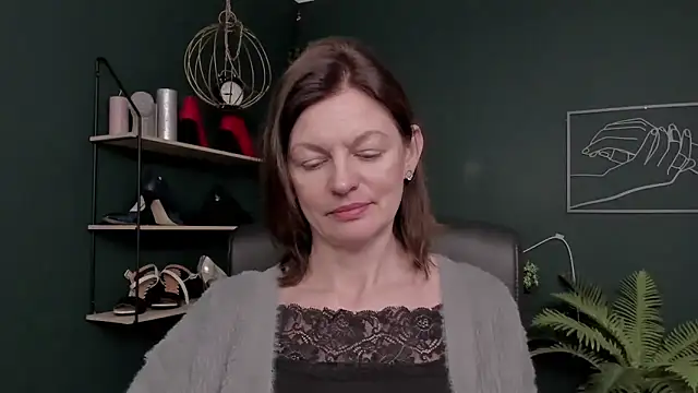 VivianWILD online show from November 2025 08:03:02 AM