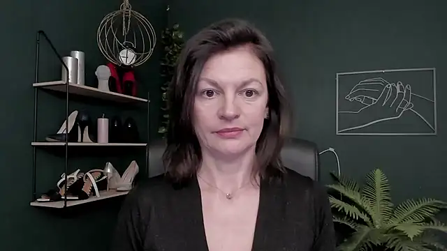 VivianWILD online show from December 2025 06:51:01 AM