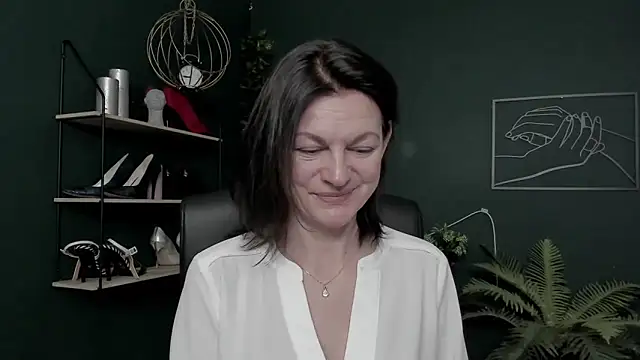 VivianWILD online show from January 2026 06:50:01 AM