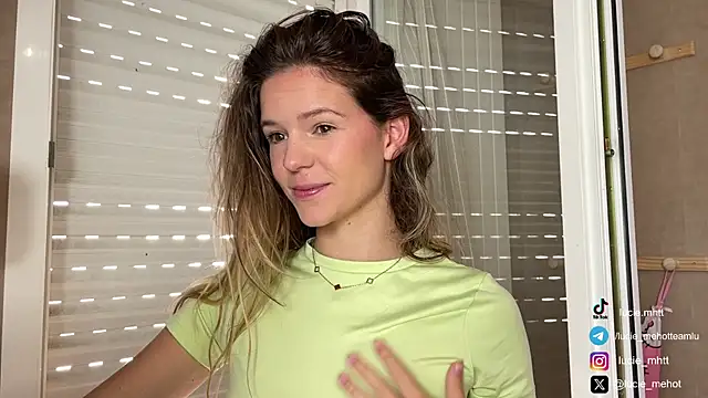 lucie mehott online show from September 2025 07:19:02 AM