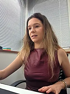 lucie mehott online show from March 2026 10:21:01 AM