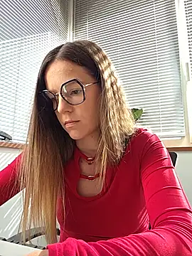 Snapshot of lucie_mehott chatting on June 2026 07:47:02 AM lucie mehott online show from June 2026 07:47:02 AM