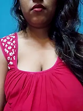 Snapshot of sexyindi_couple chatting on October 2025 06:43:02 AM sexyindi couple online show from October 2025 06:43:02 AM