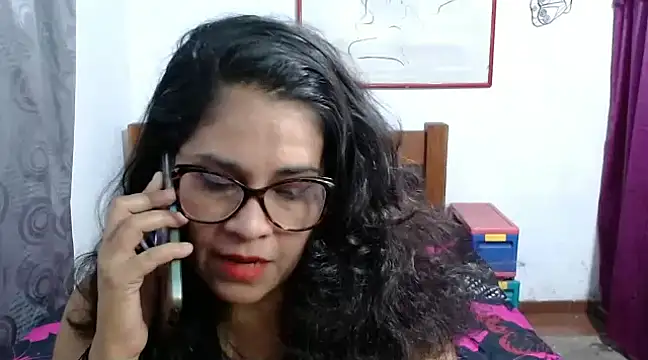 Mistresskloe01 online show from December 2024 12:55:02 PM