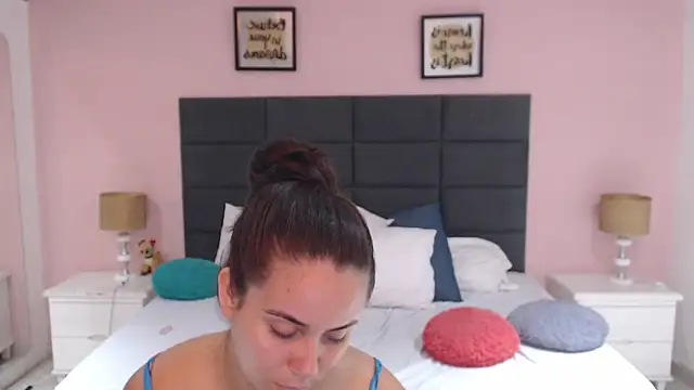 MadisonJenner online show from January 2025 01:29:01 PM