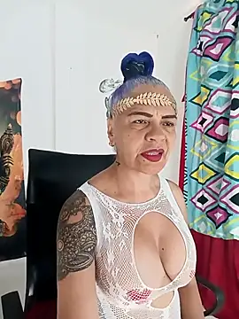 freyadevil333 online show from November 2025 12:29:02 PM