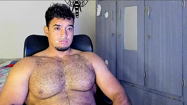 Big furry bear13 online show from January 2025 06:24:01 AM