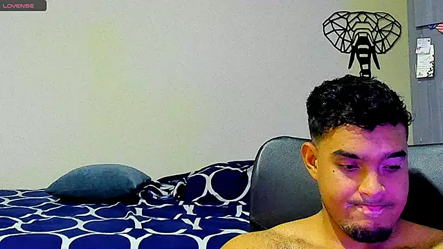 Big furry bear13 online show from February 2025 06:35:01 AM