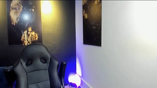 Big furry bear13 online show from December 2025 06:41:01 AM