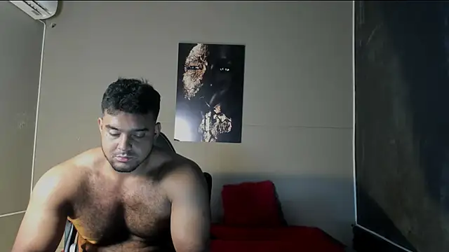 Big furry bear13 online show from April 2026 06:49:02 AM