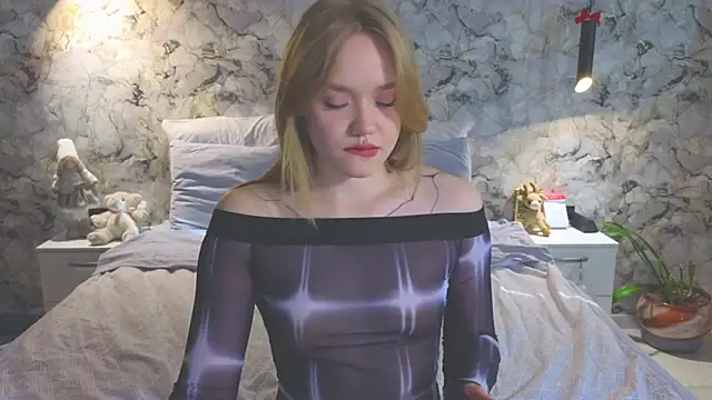 Aurora Golden1 online show from March 2026 02:39:01 AM