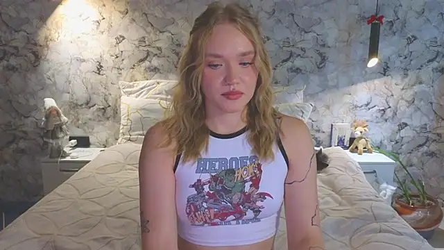 Snapshot of Aurora_Golden1 chatting on July 2026 05:49:02 AM Aurora Golden1 online show from July 2026 05:49:02 AM