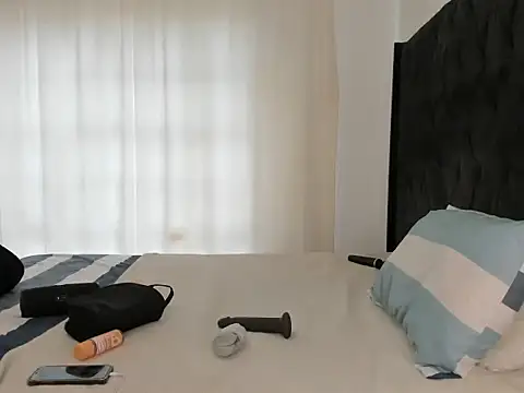 Ass-Queen online show from November 2025 08:19:01 AM