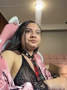 Snapshot of emmars_ chatting on May 2026 12:30:01 AM emmars online show from May 2026 12:30:01 AM