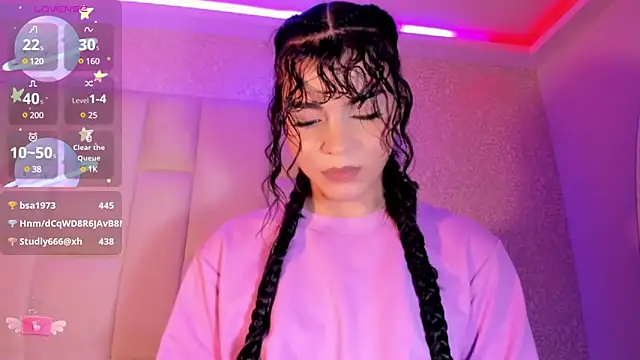 Snapshot of Summer_walkerr chatting on February 2025 06:47:02 PM Summer walkerr online show from February 2025 06:47:02 PM