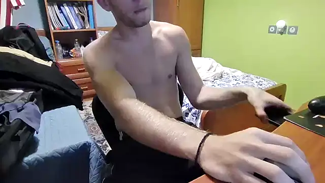 AvarageEuropeGuy online show from September 2025 07:01:01 AM