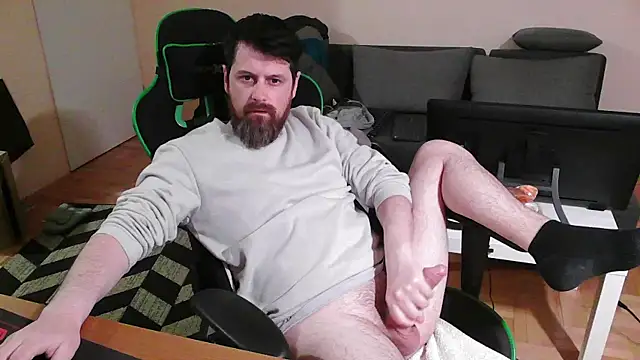 Snapshot of DickStaza chatting on April 2026 09:21:02 PM DickStaza online show from April 2026 09:21:02 PM
