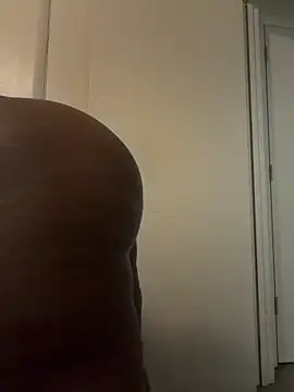 SweetChocolate555 online show from April 2026 12:52:01 AM