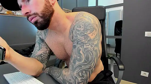 AronGrant online show from January 2025 09:04:02 AM