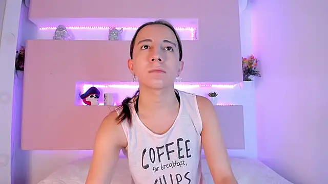 Miiaa doll online show from February 2025 11:55:01 AM