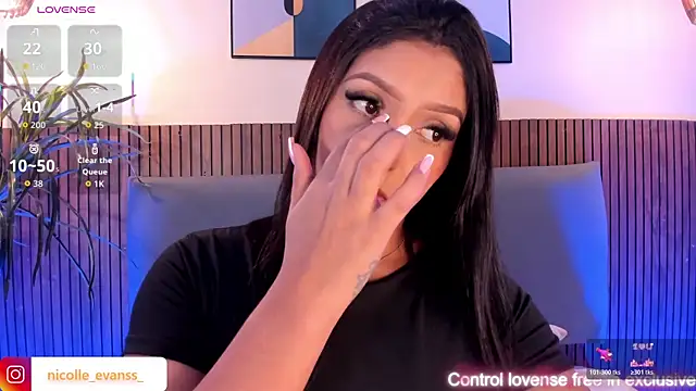 NicolleeEvanss online show from February 2026 11:22:01 AM