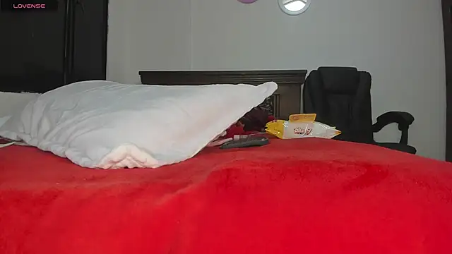 Karentatiana  online show from December 2025 01:14:01 AM