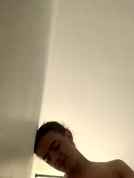 JovenDesobediente online show from November 2025 09:46:01 PM