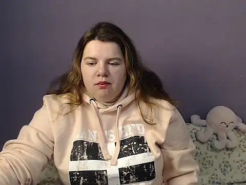 so shy online show from December 2025 07:13:02 AM