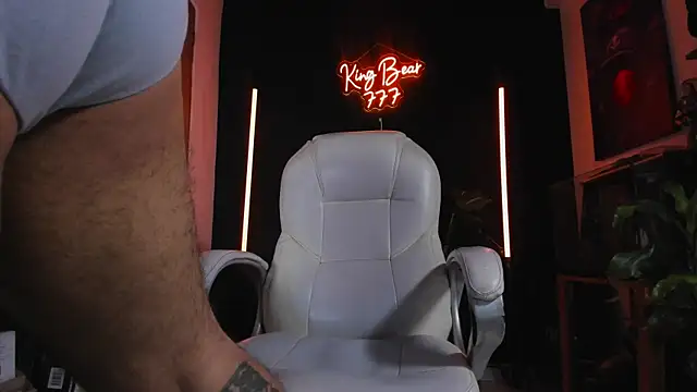 kingbear777 online show from June 2026 02:16:01 AM