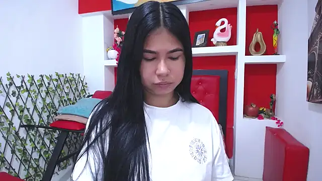 Letty Plugxo online show from January 2026 02:11:01 PM