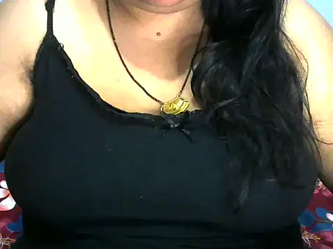 Snapshot of dramebaz_queen chatting on June 2026 08:35:01 PM dramebaz queen online show from June 2026 08:35:01 PM