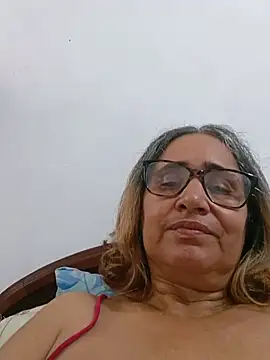 Snapshot of _candi chatting on May 2026 01:30:01 PM candi online show from May 2026 01:30:01 PM