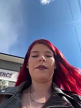 RiriRoseey online show from April 2026 07:47:01 AM