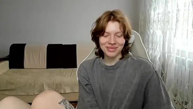 StellaDavis online show from April 2026 09:06:01 AM