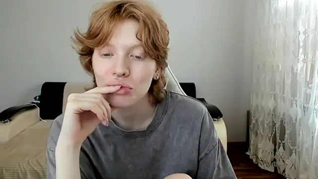 StellaDavis online show from July 2026 11:35:01 AM