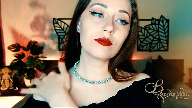 MissBeverlyMills online show from March 2025 08:48:02 PM