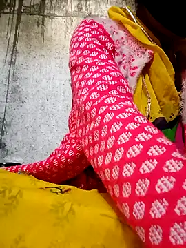 Snapshot of Anushka_Ji chatting on January 2025 03:31:01 AM Anushka Ji online show from January 2025 03:31:01 AM