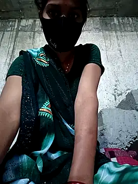 Snapshot of Anushka_Ji chatting on February 2025 02:53:01 AM Anushka Ji online show from February 2025 02:53:01 AM