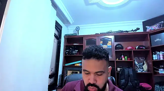 Drako Argentii online show from February 2025 12:47:02 PM