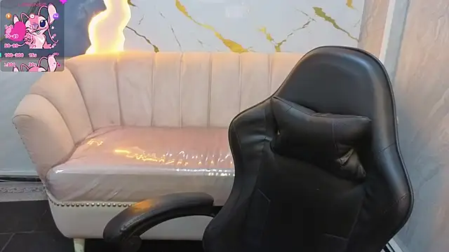 victoria castillo b online show from February 2026 03:13:02 PM