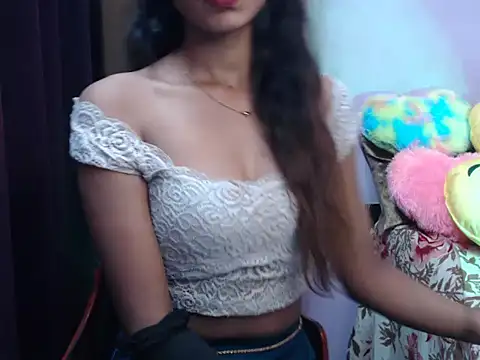 Angel kiyara online show from September 2025 06:02:02 PM